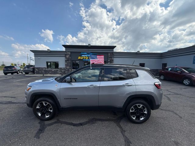 2018 Jeep Compass - Image 2