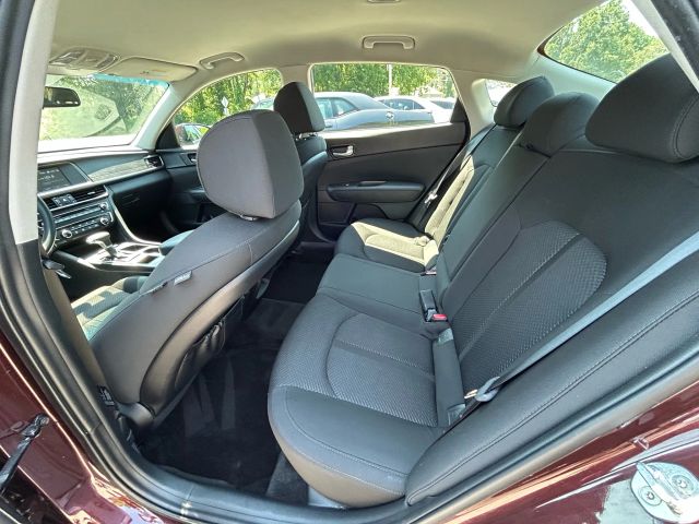 2018 Kia Optima - Image 10