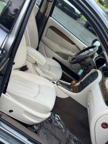 2005 Jaguar X-type - Image 21