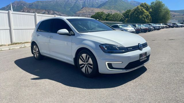 2016 Volkswagen E-golf - Image 10