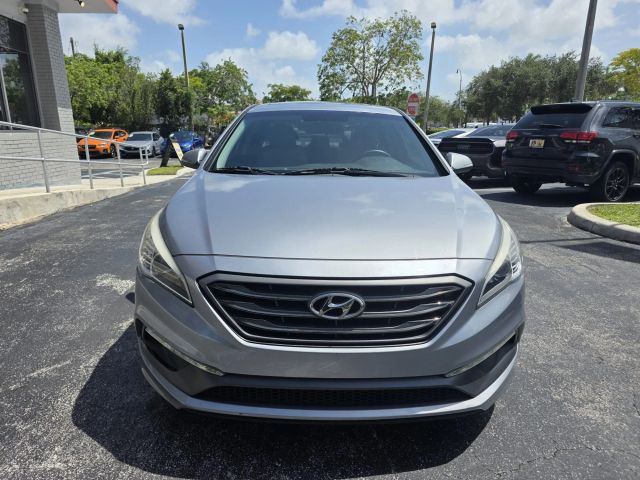 2017 Hyundai Sonata - Image 3