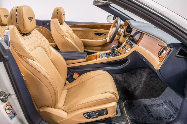 2022 Bentley Continental Gt Gt V8 Convertible 2d - - Image 23