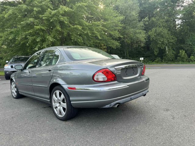 2005 Jaguar X-type - Image 7