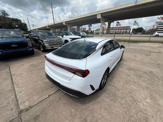 2023 Kia K5 - Image 7