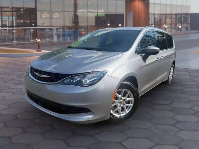 2021 Chrysler Voyager