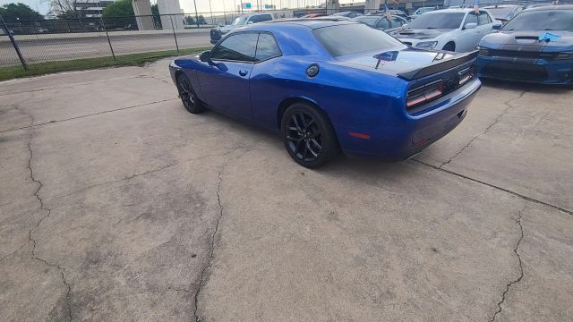 2021 Dodge Challenger - Image 6