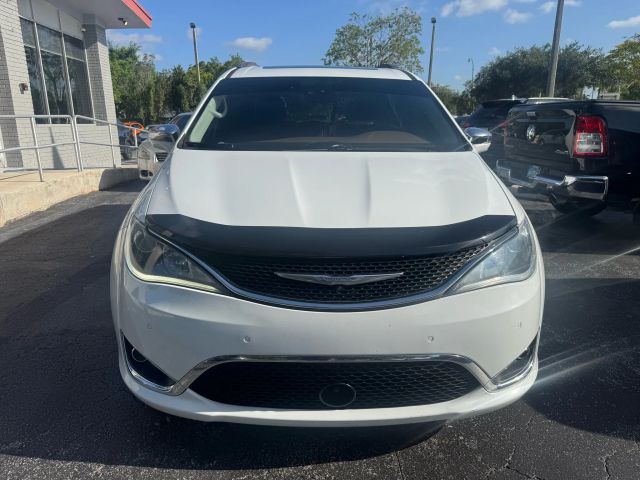 2018 Chrysler Pacifica - Image 3