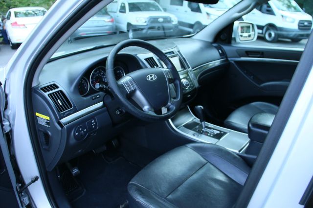 2012 Hyundai Veracruz - Image 10