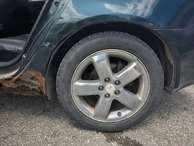 2006 Pontiac G6 - Image 7