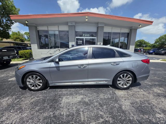 2017 Hyundai Sonata - Image 7