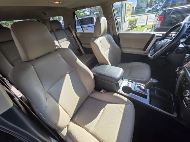 2013 Toyota 4runner - Image 17