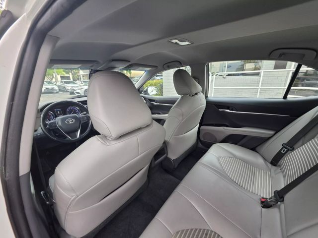 2018 Toyota Camry - Image 11