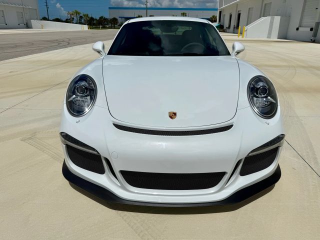 2015 Porsche 911 - Image 45