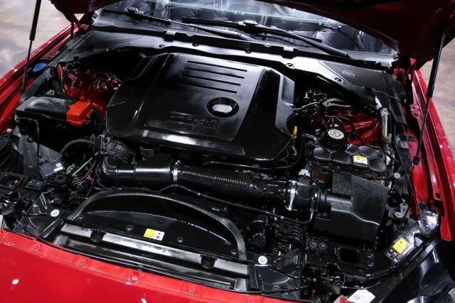 2017 Jaguar Xe Xe 20d Prestige Sedan 4d - Image 40