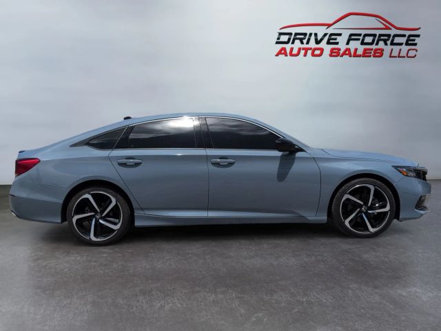 2022 Honda Accord - Image 6