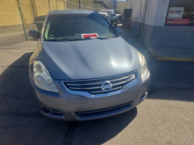 2011 Nissan Altima - Image 3