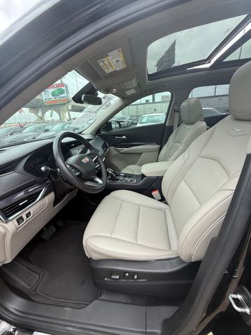 2023 Cadillac Xt4 - Image 13