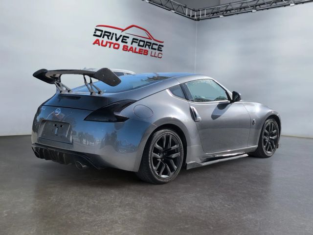 2017 Nissan 370z - Image 5