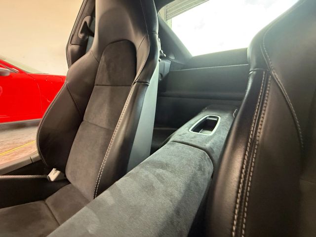 2015 Porsche 911 - Image 95