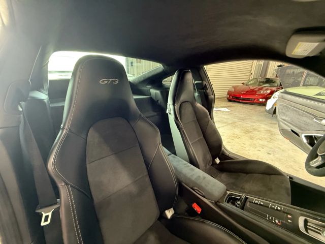 2015 Porsche 911 - Image 105