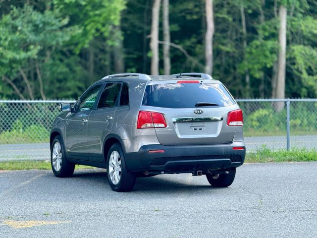 2011 Kia Sorento Lx Sport Utility 4d - Image 7