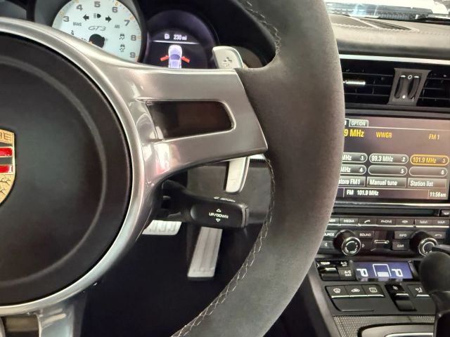 2015 Porsche 911 - Image 87