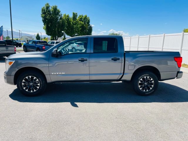 2021 Nissan Titan Crew Cab - Image 10