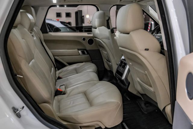 2016 Land Rover Range Rover Sport Se Sport Utility 4d - Image 31
