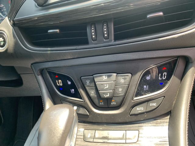 2017 Buick Envision - Image 12