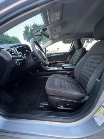 2020 Ford Fusion Se Sedan 4d - Image 11