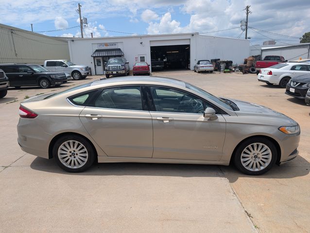 2015 Ford Fusion Se Hybrid Sedan 4d - Image 5