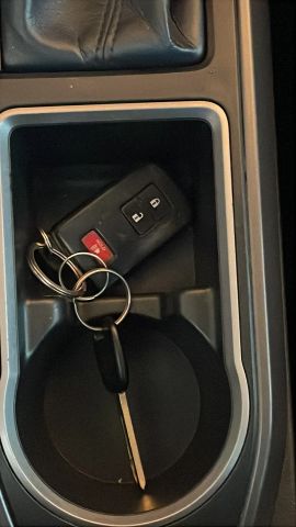 2021 Toyota Tacoma Double Cab - Image 31