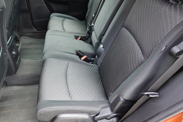 2011 Dodge Journey - Image 10
