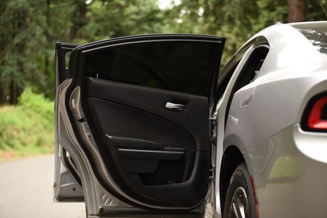 2015 Dodge Charger - Image 20