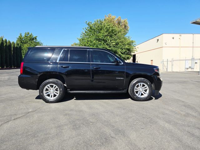 2017 Chevrolet Tahoe - Image 4