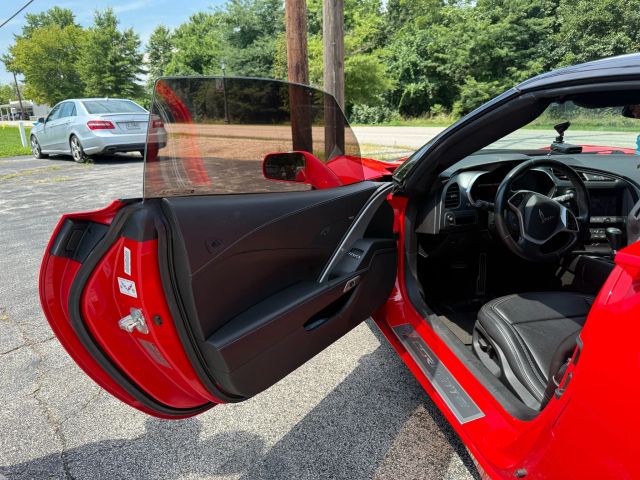 2014 Chevrolet Corvette - Image 10