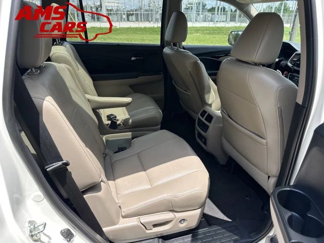 2019 Honda Pilot - Image 17