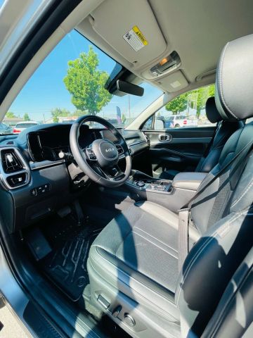 2023 Kia Sorento Hybrid - Image 22