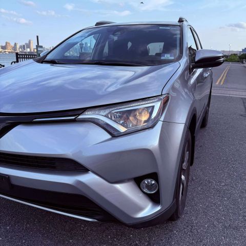 2017 Toyota Rav4 Xle Sport Utility 4d - Image 11