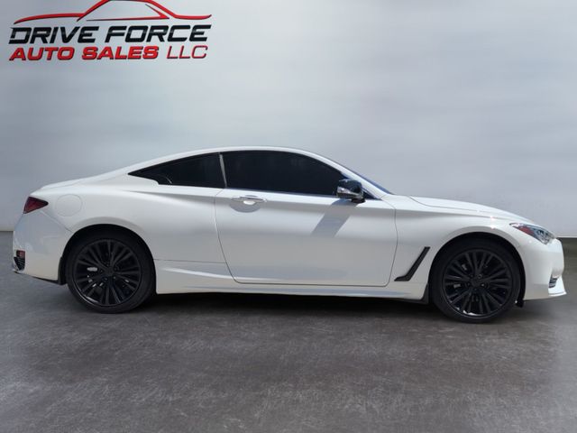 2017 Infiniti Q60 - Image 6