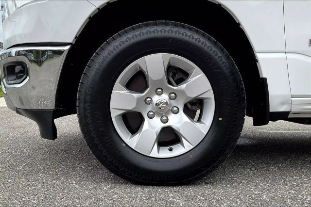 2021 Ram 1500 Quad Cab - Image 9