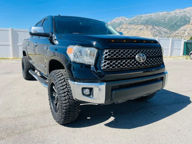 2016 Toyota Tundra Crewmax - Image 5