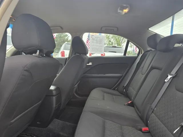 2012 Ford Fusion - Image 10