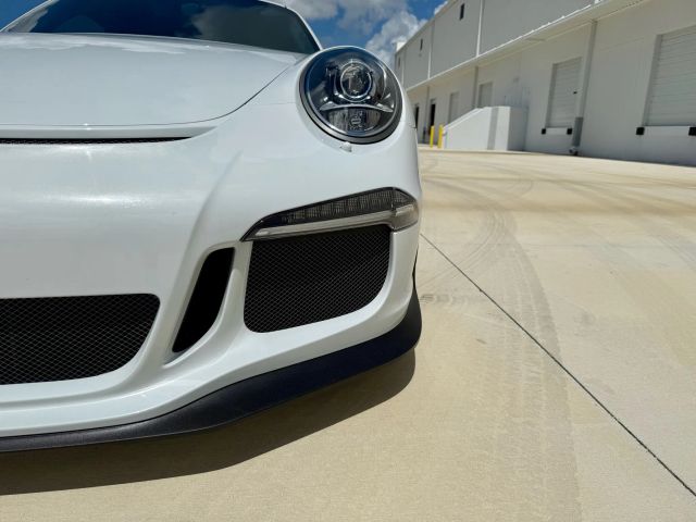 2015 Porsche 911 - Image 47