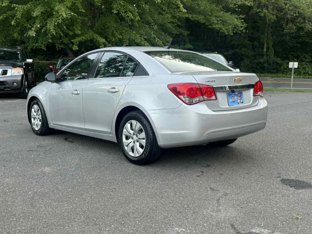 2012 Chevrolet Cruze - Image 6