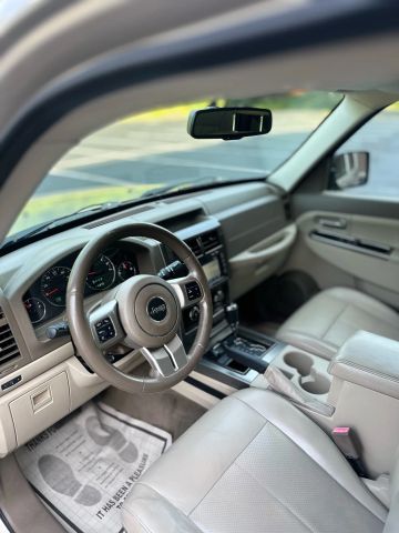 2011 Jeep Liberty Limited Edition Sport Utility 4d - Image 14