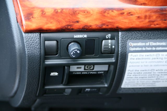 2011 Subaru Outback - Image 13