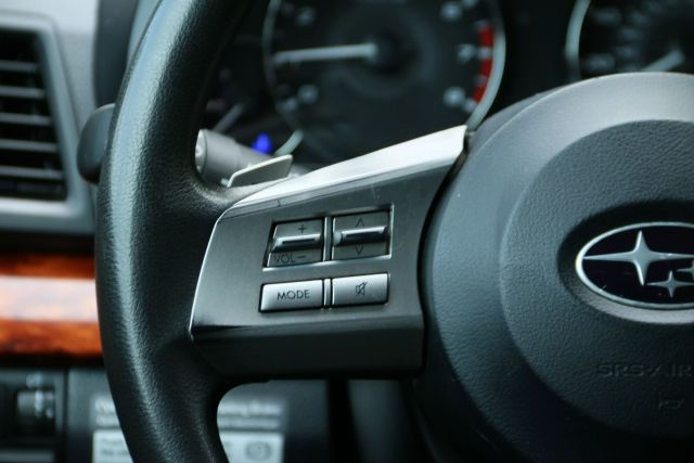 2011 Subaru Outback - Image 22