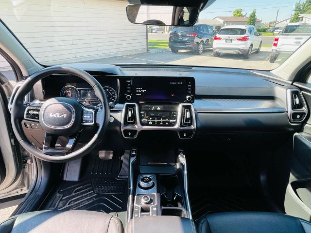 2023 Kia Sorento Hybrid - Image 38