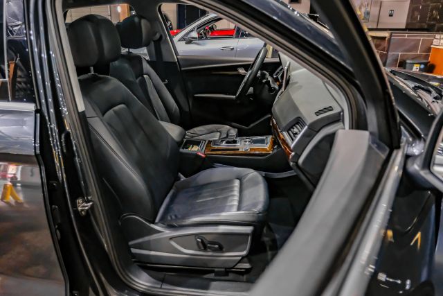2018 Audi Q5 Premium Plus Sport Utility 4d - Image 27
